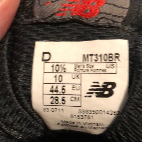 New Balance trail running shoes. MT310BR - Picture 5 of 5